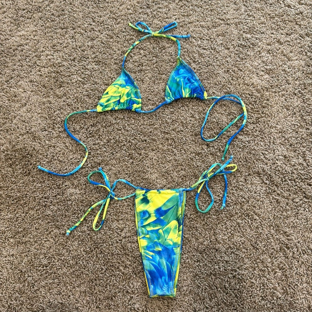 melissa simone bikini